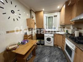 Flat, 64 m², near bus and train