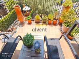  (unifamiliar adossada), 205 m², presque neuf, Zona
