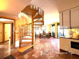 Lloguer dúplex, 180 m², prop de bus i tren, Vistalegre
