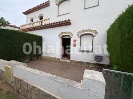 Louer  (xalet / torre), 140 m², presque neuf, Calle Ripollès