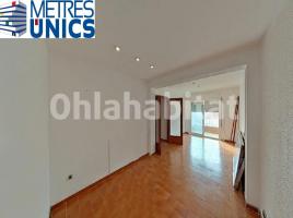 Pis, 110 m², près de bus et de train, Calle de Sant Cugat