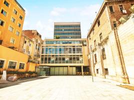 For rent office, 316.73 m², Plaza Catalunya