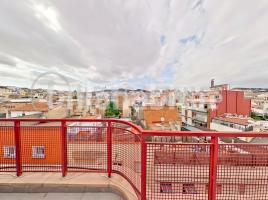 Alquiler ático, 55 m², cerca de bus y tren
