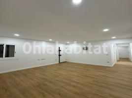 Piso, 65 m², cerca bus y metro