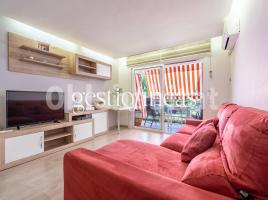 Flat, 79 m², near bus and train