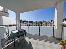 Piso, 89 m², cerca de bus y tren