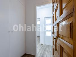 Piso, 79 m², cerca de bus y tren, Calle Francesc Layret