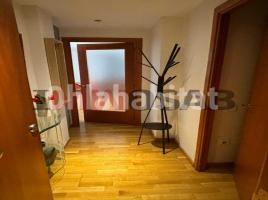 Apartament, 75 m²