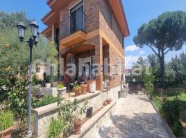 Casa (chalet / torre), 280 m², seminuevo
