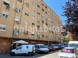 Flat, 70 m², near bus and train