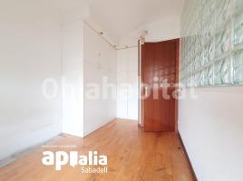 Piso, 65 m², cerca de bus y tren