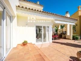 Houses (terraced house), 348 m², Zona
