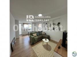 Apartament, 61 m², Zona