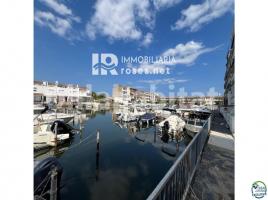 Apartament, 61 m², Zona