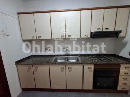 Pis, 83 m², Zona