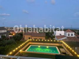Casa (xalet / torre), 300 m², Calle de les Xicrandes