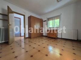 Casa (xalet / torre), 117 m², prop de bus i tren