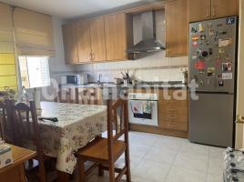 Casa (unifamiliar adosada), 268 m², seminuevo