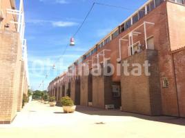 Casa (unifamiliar adosada), 167 m², seminuevo, Calle de Carme Riera i Guilera