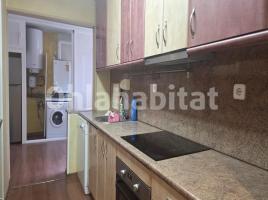 For rent room, 15 m², almost new, Calle Acadèmia