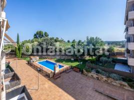 Piso, 155 m², seminuevo, Zona