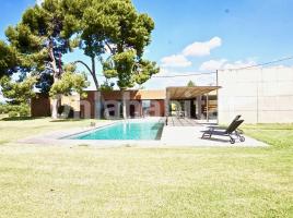 Houses (masia), 359 m², near bus and train, almost new, Camino dels Emprius