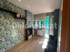 Piso, 53 m², cerca de bus y tren, Calle de Joan Ramon Benaprès