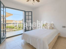 Casa (unifamiliar adossada), 94 m², prop de bus i tren