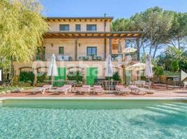 Houses (villa / tower), 434 m², almost new