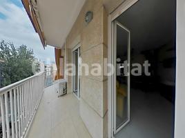 Dúplex, 145 m², prop de bus i tren
