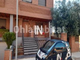  (xalet / torre), 271 m², presque neuf, Calle Tàrrega
