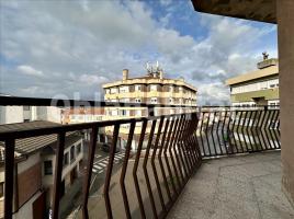 Piso, 124 m², cerca de bus y tren