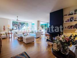 Piso, 220 m²