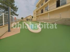 Houses (villa / tower), 401 m², almost new, Avenida California