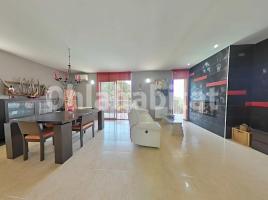 Houses (villa / tower), 401 m², almost new, Avenida California