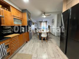 Piso, 150 m², cerca de bus y tren