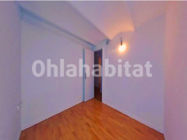 Piso, 65 m², cerca de bus y tren, Calle de Tapioles, 49