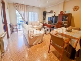 Pis, 85 m², presque neuf, Zona