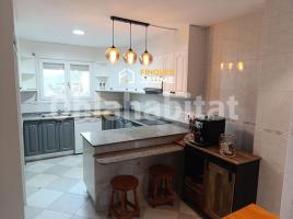  (unifamiliar aïllada), 220 m², Zona