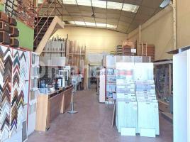 Nave industrial, 630 m², Zona