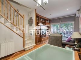 Casa (unifamiliar aislada), 267 m², Zona
