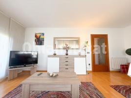 Piso, 97 m², cerca de bus y tren, Calle Bruc, 22