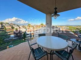 Houses (terraced house), 311 m², Zona