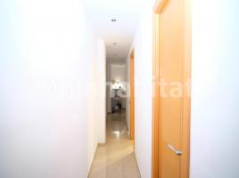 Piso, 77 m², cerca bus y metro, Calle de Nàpols