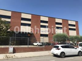 Lloguer nau industrial, 2600 m², Zona
