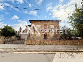 Houses (villa / tower), 237 m², Paseo del Prat, 11