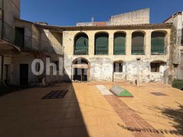 Casa (unifamiliar adosada), 392 m², cerca de bus y tren, Calle Coscoll