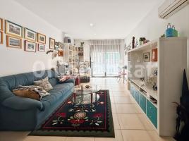 Pis, 64 m², seminou, Zona