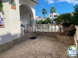 Casa (unifamiliar adossada), 129 m², Calle de la Valira, 19