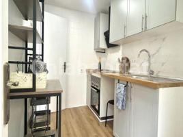 Casa (unifamiliar adossada), 80 m², prop de bus i tren, Pasaje Sagrament